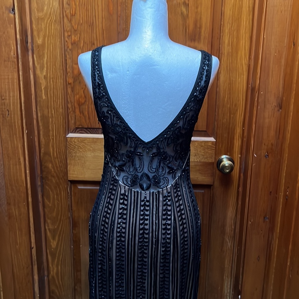 Dress - Picture 10 of 10